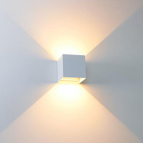gelijkheid Koppeling assistent LED Cube Buiten Wandlamp 6W | Dim to Warm | IP65 | Wit | 2000-3000K |  LedLoket